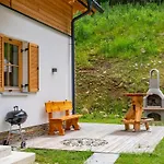 Haus Am Wald בקתה *